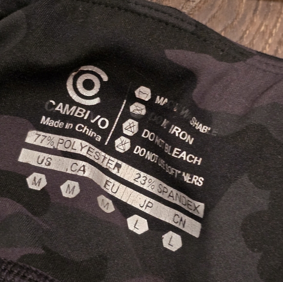 Bundle Leggings - Picture 2 of 5